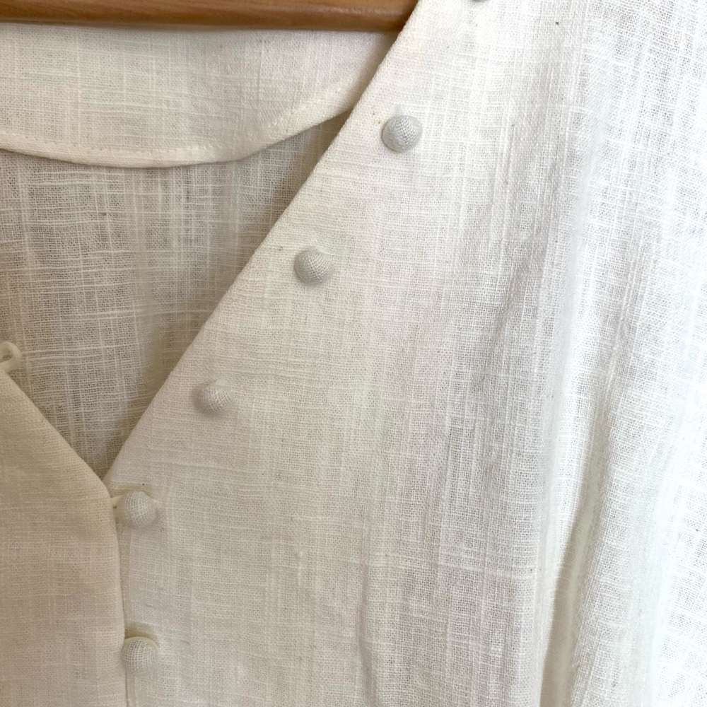 Pixie Market White Cream Linen Button Top - Picture 4 of 9